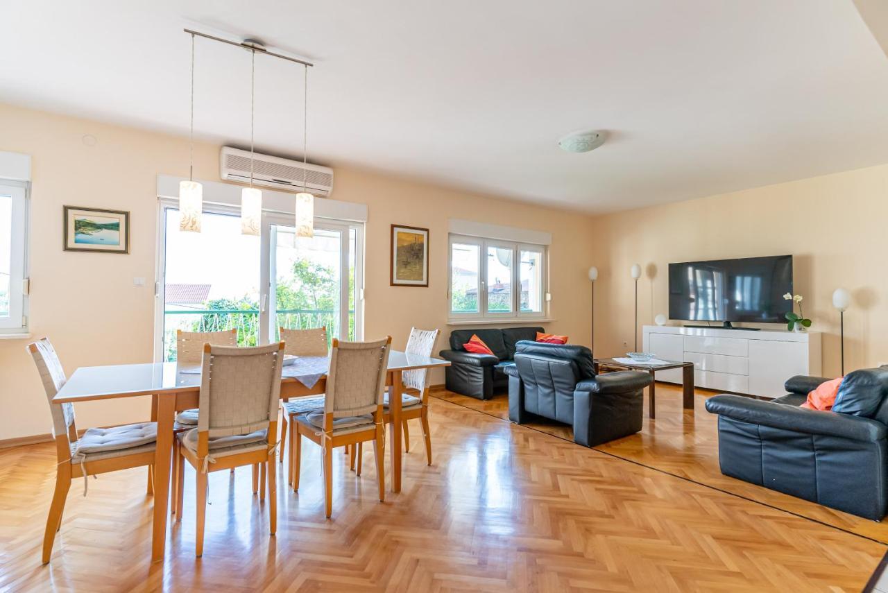 Apartment Luno Каштела Экстерьер фото