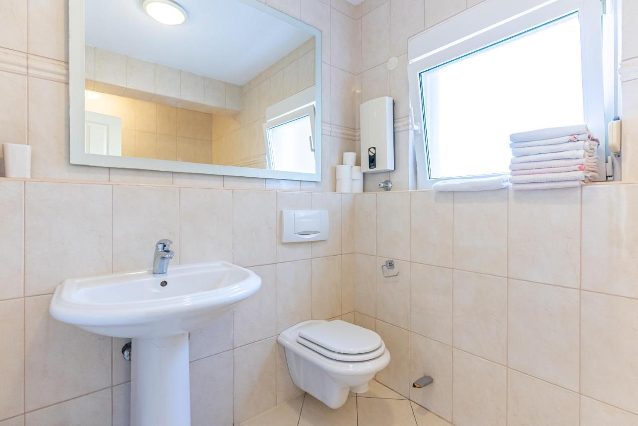 Apartment Luno Каштела Экстерьер фото