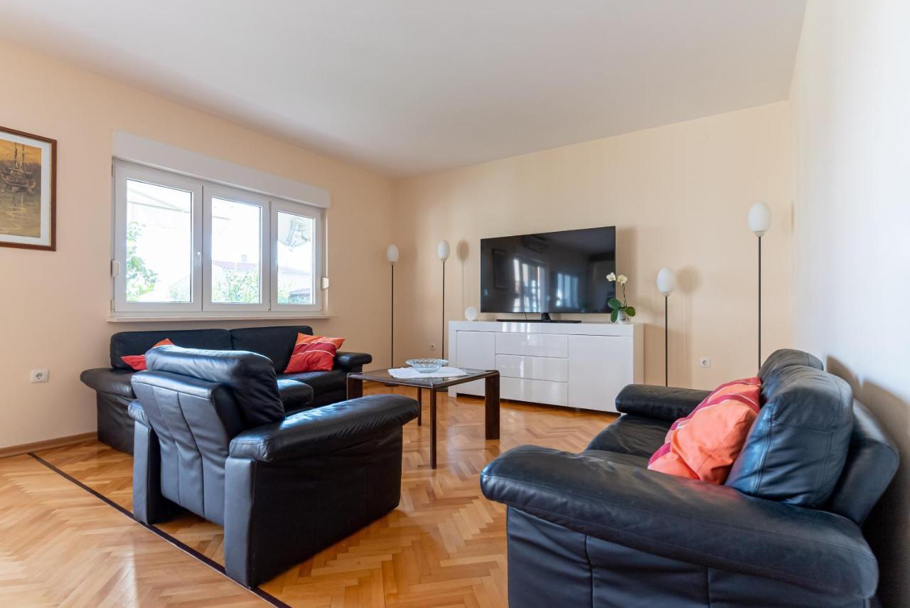 Apartment Luno Каштела Экстерьер фото